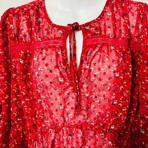 Lucky Brand  Floral Blouse 100% Polyester - Picture 2 of 6